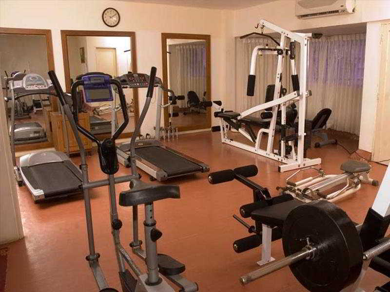 The South Park Hotel Thiruvananthapuram Eksteriør bilde